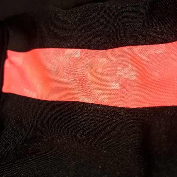 ⛔SOLD⛔ Nike CR7 Dri-Fit Training Top NWT - Picture 8 of 8